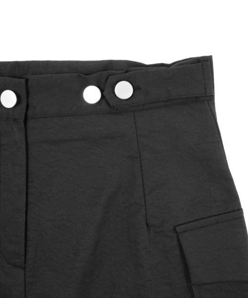 Figments(フィグメンツ)の「カーゴミニスカート(スカート・レディース・グレー/ブラック・FREE)」の7枚目の写真