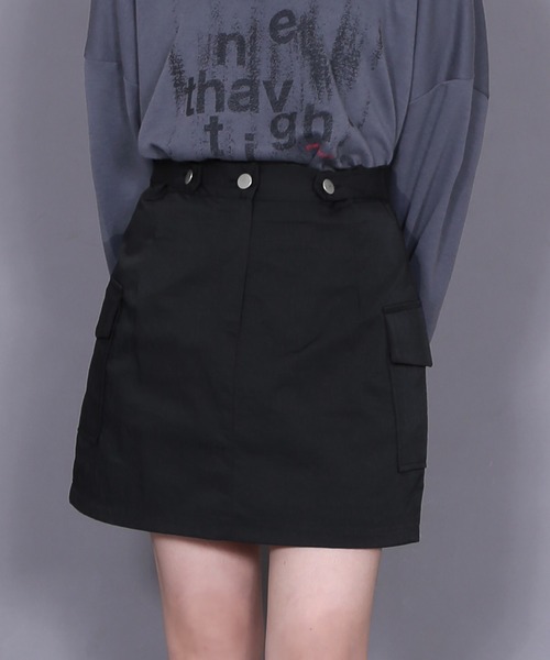 Figments(フィグメンツ)の「カーゴミニスカート(スカート・レディース・グレー/ブラック・FREE)」の16枚目の写真