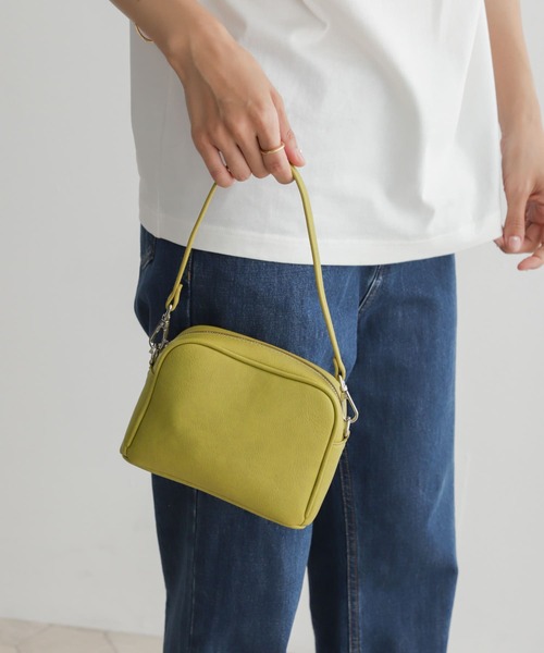 URBAN RESEARCH DOORS（アーバンリサーチドアーズ）の「2WAYスクエアショルダーミニバッグ（ショルダーバッグ・レディース・ブラック/イエロー系その他/シルバー・-）」の9枚目の写真