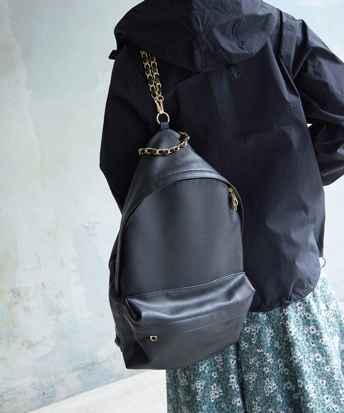 SLOBE IENA(スローブイエナ)の「《WEB限定/追加2》【OUTDOOR / アウトドア】SLOBE別注チェーンリュック(バックパック/リュック・レディース・ブラック・FREE)」の21枚目の写真