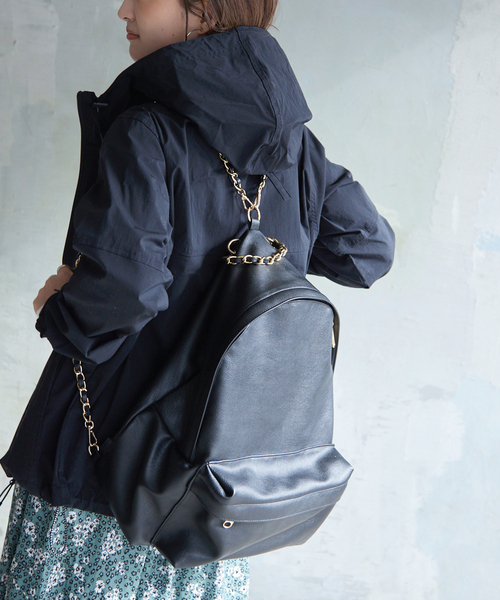 SLOBE IENA(スローブイエナ)の「《WEB限定/追加2》【OUTDOOR / アウトドア】SLOBE別注チェーンリュック(バックパック/リュック・レディース・ブラック・FREE)」の17枚目の写真