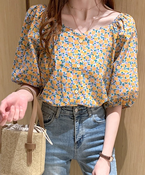 Amulet(アミュレット)の「五分丈花柄ブラウス(シャツ/ブラウス・レディース・パープル/イエロー・L/XL/M)」の3枚目の写真