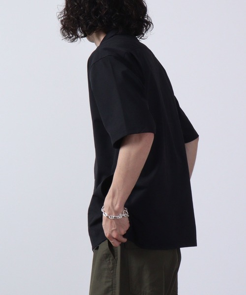 URBAN SQUARE(アーバンスクエア)の「URBAN SQUARE 接触冷感オープンカラーシャツ 半袖(シャツ/ブラウス・メンズ・ベージュ/ネイビー/カーキ/ブラック・M/LL/L)」の6枚目の写真