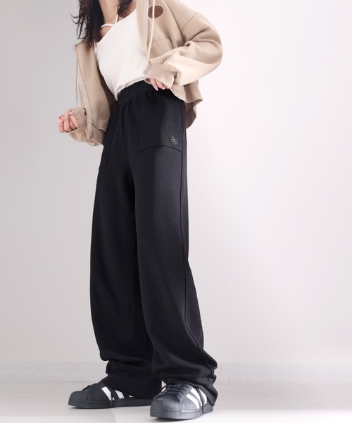 Java(ジャバ)の「《Javaジャバコラボ》スポーティカジュアルを極めろ。JAVA刺繍入りスウェットパンツ(スウェットパンツ・レディース・グレー/アイボリー/ブラック・X-LARGE/SMALL/LARGE/MEDIUM)」の4枚目の写真