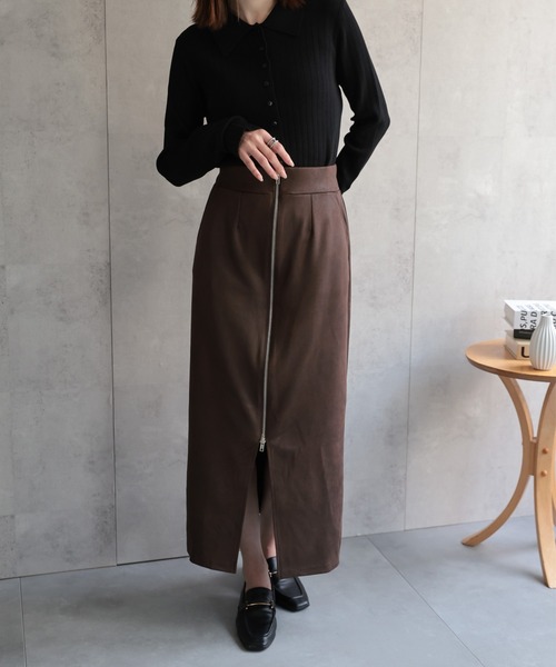 sakishimatokyo（サキシマトーキョー）の「ヴィンテージ風 フェイクレザーフロントジップ Iラインスカート/ナロースカート（スカート・レディース・ブラック/チャコールグレー/オフホワイト/レッド/ブルー系その他/ブラウン/ブラック系その他/カーキ・FREE）」の9枚目の写真