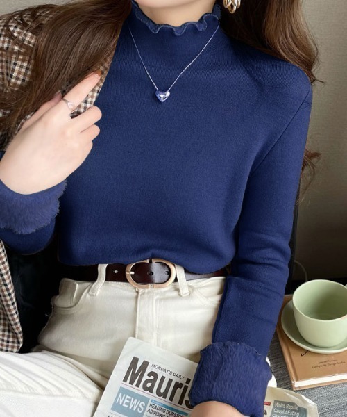 COCOMOMO(ココモモ)の「もちもち 裏起毛 メロー ハイネックニット(ニット/セーター・レディース・イエロー/アイボリー/ベージュ/ブラック/ネイビー/ホワイト/ブラウン/オレンジ系・FREE)」の6枚目の写真