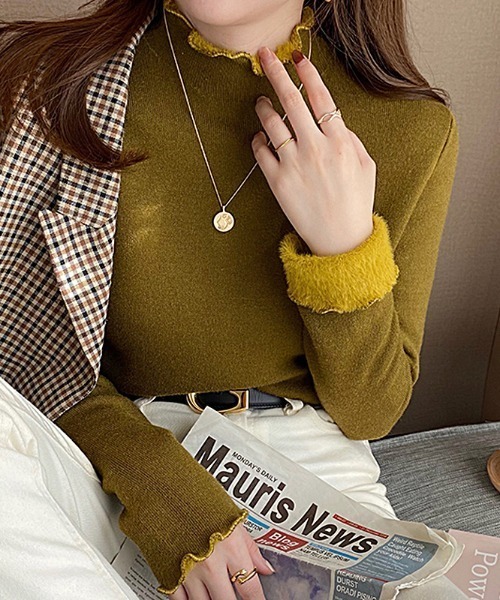 COCOMOMO(ココモモ)の「もちもち 裏起毛 メロー ハイネックニット(ニット/セーター・レディース・イエロー/アイボリー/ベージュ/ブラック/ネイビー/ホワイト/ブラウン/オレンジ系・FREE)」の7枚目の写真