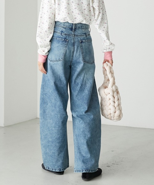 forksy.(フォルクシー)の「【forksy.】デニムカーブパンツ(デニムパンツ・レディース・ダークグレー/ブルー/インディゴブルー/ベージュ/サックスブルー系2/サックスブルー系3/ブルー系2・L/M)」の19枚目の写真