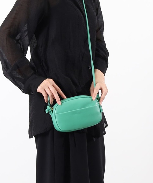 COOCO(クーコ)の「シープレザーラウンド型ミニショルダーバッグ(ショルダーバッグ・レディース・レッド/ライトグレー/ライトグリーン/グレー系その他/ブラック・9)」の4枚目の写真