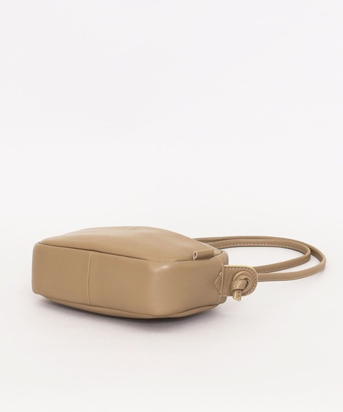 COOCO(クーコ)の「シープレザーラウンド型ミニショルダーバッグ(ショルダーバッグ・レディース・レッド/ライトグレー/ライトグリーン/グレー系その他/ブラック・9)」の16枚目の写真