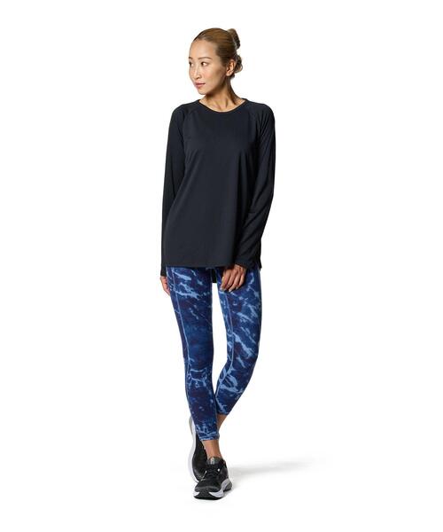 UNDER ARMOUR(アンダーアーマー)の「UAテック ロングスリーブTシャツ(トレーニング/レディース)(Tシャツ/カットソー・レディース・ブラック・S/M/L/XL)」の3枚目の写真