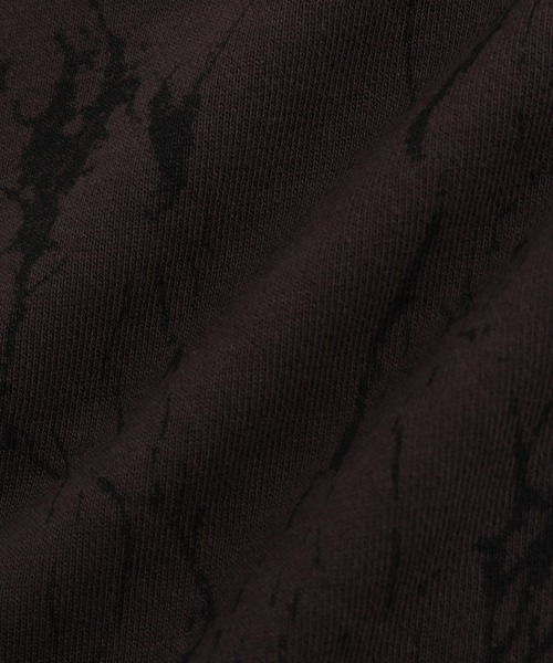 ADAM ET ROPE'（アダムエロペ）の「【WEB限定】ダンスプラクティス スプラッシュブリーチ ルーズ クルーネック スウェット / 裏毛 / K-POP / セットアップ / ユニセックス（スウェット・メンズ・ブラック/チャコールグレー・L/M）」の5枚目の写真