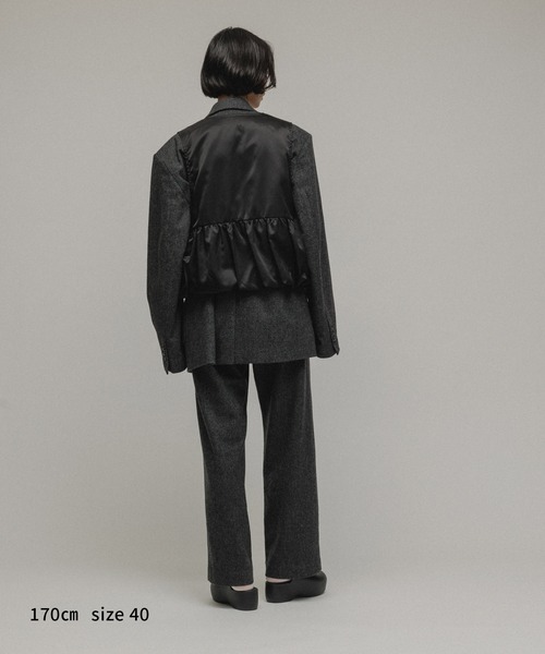 M TO R（ムウトアール）の「［JACKET］SUSTAINABLE 3BUTTON TWEED IVY JACKET（テーラードジャケット・レディース・ベージュ/チャコールグレー・40/38）」の6枚目の写真