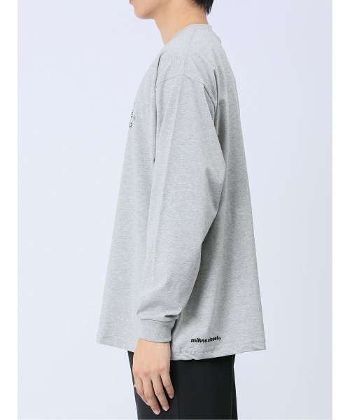 mihns closet(ミンズクローゼット)の「【WEB限定販売】ミンズクローゼット/mihns closetモノトーンプリント クルー長袖Tシャツ(Tシャツ/カットソー・メンズ・ライトグレー/ブラック/ホワイト・X-LARGE/LARGE/MEDIUM)」の21枚目の写真