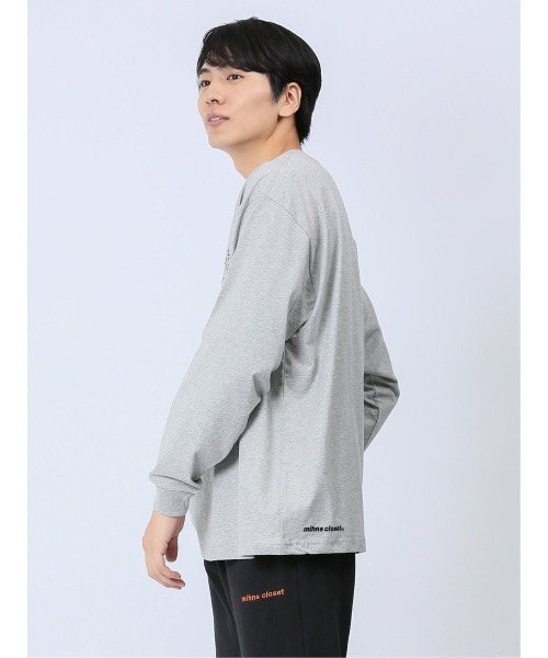 mihns closet(ミンズクローゼット)の「【WEB限定販売】ミンズクローゼット/mihns closetモノトーンプリント クルー長袖Tシャツ(Tシャツ/カットソー・メンズ・ライトグレー/ブラック/ホワイト・X-LARGE/LARGE/MEDIUM)」の17枚目の写真