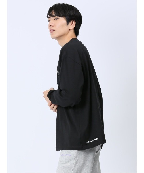 mihns closet(ミンズクローゼット)の「【WEB限定販売】ミンズクローゼット/mihns closetモノトーンプリント クルー長袖Tシャツ(Tシャツ/カットソー・メンズ・ライトグレー/ブラック/ホワイト・X-LARGE/LARGE/MEDIUM)」の8枚目の写真