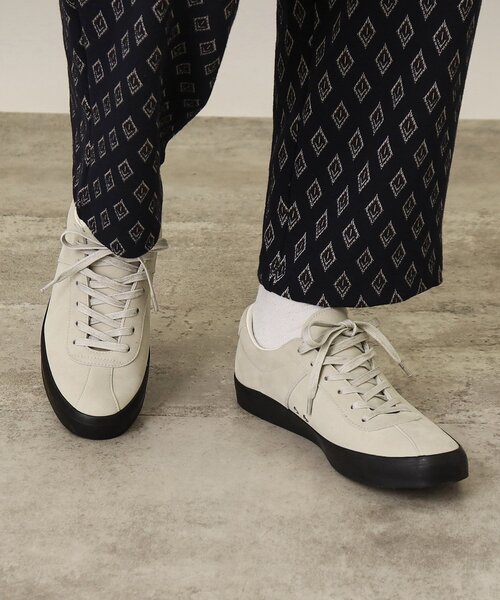 THE SHOP TK （ザ ショップ ティーケー ）の「◆【クッションインソール搭載】スウェードレースアップスニーカー（スニーカー・メンズ・ブラック/アイボリー・65/75/55）」の9枚目の写真