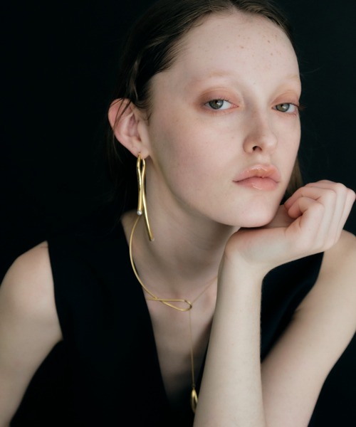 loni（ロニ）の「【金属アレルギー対応】Branch Asymmetry Pierce/ブランチアシンメトリーピアス（ピアス（両耳用）・レディース・シルバー/ゴールド・FREE）」の5枚目の写真