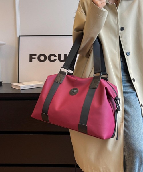 LA VORAGINE（ラ ヴォラジネ）の「大容量 2way トラベル ボストンバッグ ヨガ トレーニング スポーツ フィットネス ピラティス ランニング（ボストンバッグ・レディース・グレー/ピンク/ブラック/レッド/ネイビー・FREE）」の5枚目の写真