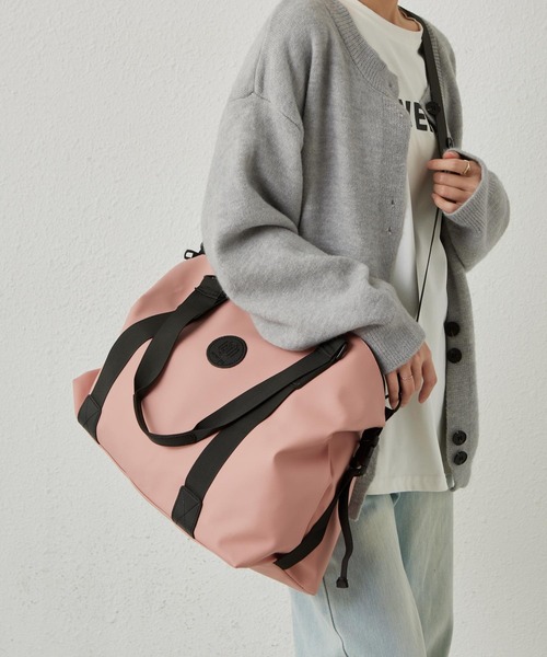 LA VORAGINE（ラ ヴォラジネ）の「大容量 2way トラベル ボストンバッグ ヨガ トレーニング スポーツ フィットネス ピラティス ランニング（ボストンバッグ・レディース・グレー/ピンク/ブラック/レッド/ネイビー・FREE）」の4枚目の写真