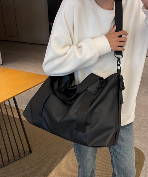 LA VORAGINE（ラ ヴォラジネ）の「大容量 2way トラベル ボストンバッグ ヨガ トレーニング スポーツ フィットネス ピラティス ランニング（ボストンバッグ・レディース・グレー/ピンク/ブラック/レッド/ネイビー・FREE）」の9枚目の写真