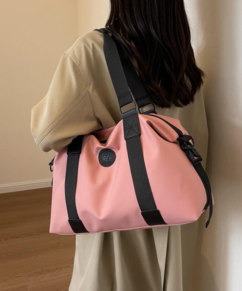 LA VORAGINE（ラ ヴォラジネ）の「大容量 2way トラベル ボストンバッグ ヨガ トレーニング スポーツ フィットネス ピラティス ランニング（ボストンバッグ・レディース・グレー/ピンク/ブラック/レッド/ネイビー・FREE）」の6枚目の写真
