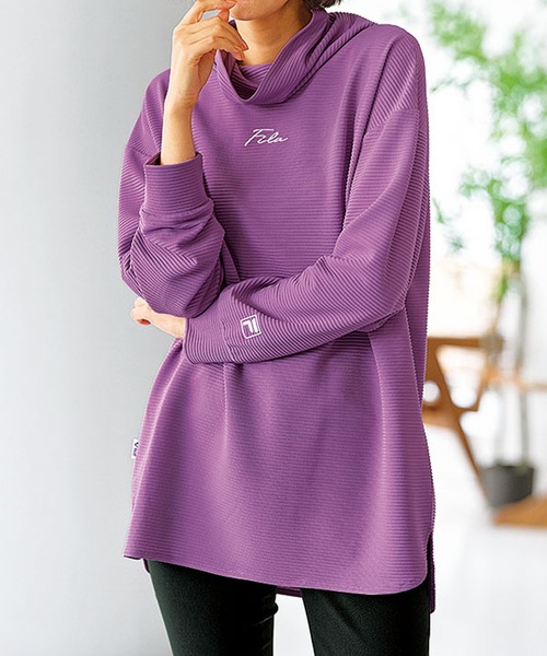 BELLUNA PLUS(ベルーナ)の「<FILA>ゆるタートルチュニック(チュニック・レディース・ターコイズブルー/ラベンダー/チャコール・X-LARGE/LARGE/MEDIUM)」の3枚目の写真