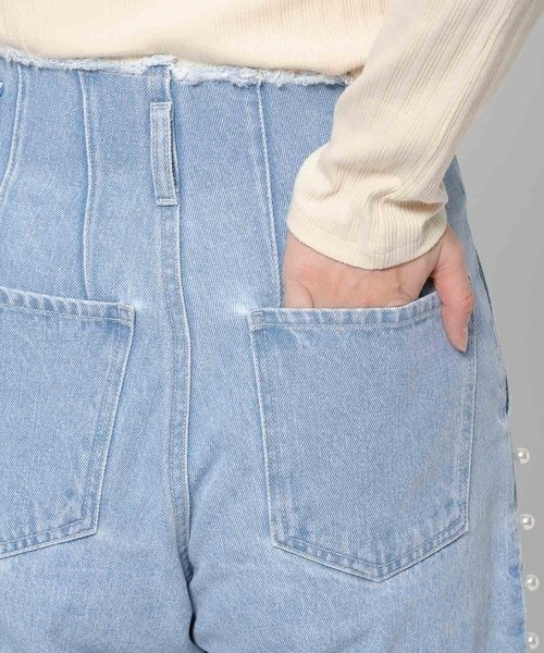 mysty woman（ミスティウーマン）の「サイドスリットパールデニム 996922（デニムパンツ・レディース・ブルー・FREE）」の14枚目の写真