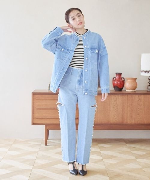 mysty woman（ミスティウーマン）の「サイドスリットパールデニム 996922（デニムパンツ・レディース・ブルー・FREE）」の5枚目の写真