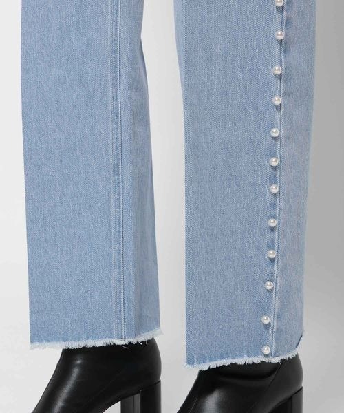 mysty woman（ミスティウーマン）の「サイドスリットパールデニム 996922（デニムパンツ・レディース・ブルー・FREE）」の16枚目の写真