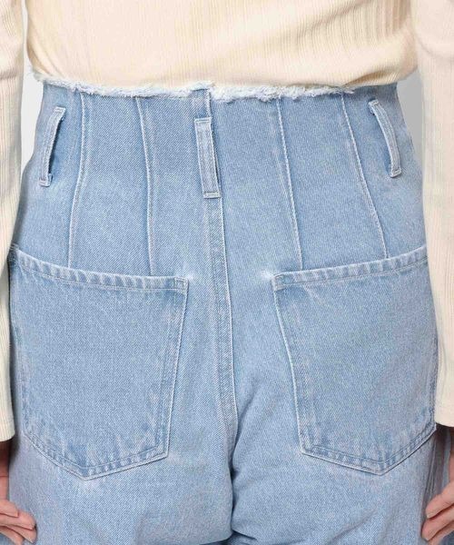 mysty woman（ミスティウーマン）の「サイドスリットパールデニム 996922（デニムパンツ・レディース・ブルー・FREE）」の13枚目の写真