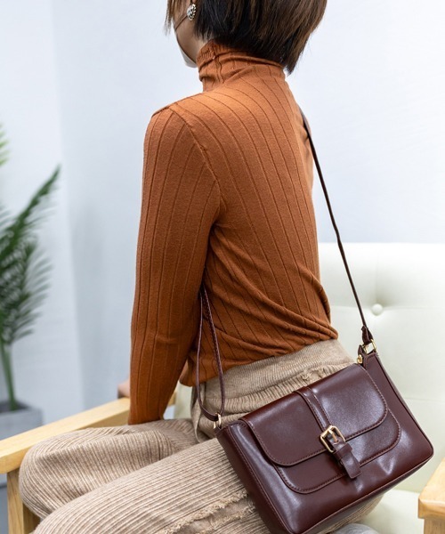 Miniministore(ミニミニストア)の「リブ ニットトップス タートルネック(ニット/セーター・レディース・アイボリー/ベージュ/ライトブラウン/ブラック/カーキ・FREE)」の8枚目の写真