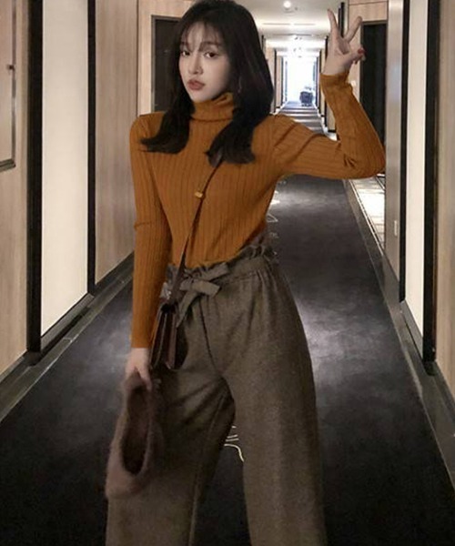 Miniministore(ミニミニストア)の「リブ ニットトップス タートルネック(ニット/セーター・レディース・アイボリー/ベージュ/ライトブラウン/ブラック/カーキ・FREE)」の10枚目の写真