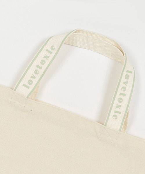 Haru⭐︎☆新品 ラブトキシック☆今季新作 ロゴ刺しゅう横型ト－トバッグ セール】ハート刺しゅう横型トート（バックパック/リュック