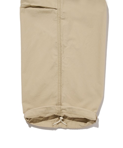 Levi's（リーバイス）の「Levi's/リーバイス パラシュートパンツ（カーゴパンツ・レディース・ベージュ/レッド/ブラック/カーキ・M/S/XS/XXS）」の11枚目の写真