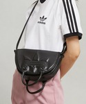adidas(アディダス)の「バッグ(ショルダーバッグ)」