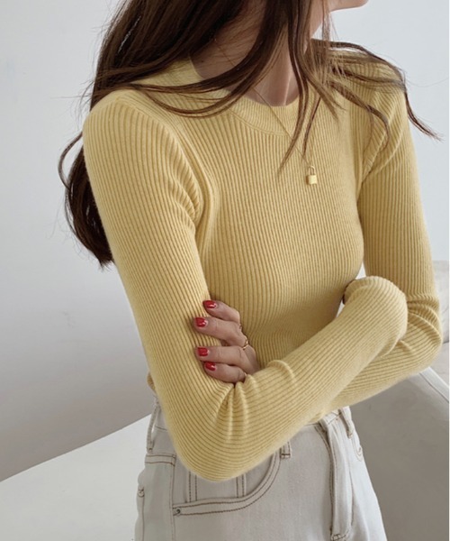 kirakiraShop(キラキラショップ)の「クルーネック シンプル リブ ニット(ニット/セーター・レディース・ホワイト/ブラック/ベージュ/グレー/オレンジ/クリーム/マスタード/モカ・FREE)」の9枚目の写真