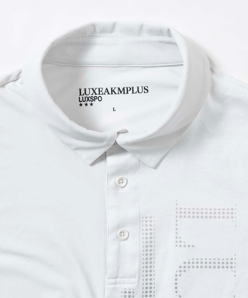 LUXEAKMPLUS(リュクスエイケイエムプラス)の「LUXEAKMPLUS(リュクスエイケイエムプラス)ゴルフ バーティカルロゴ半袖ポロシャツ(ポロシャツ・メンズ・ブラック/ブラック系その他/ホワイト・S/M/L/XL/XXL)」の9枚目の写真