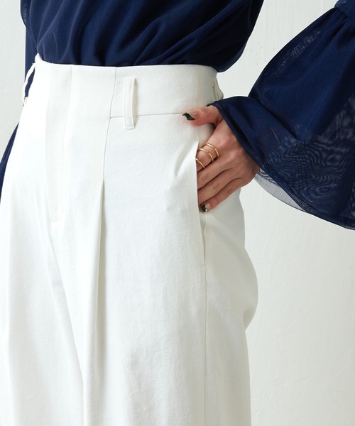 COLLAGE GALLARDAGALANTE（コラージュガリャルダガランテ）の「シェルタリングワイドパンツ（その他パンツ・レディース・ホワイト/ライム/ベージュ/ピンク/ネイビー・0/1）」の21枚目の写真