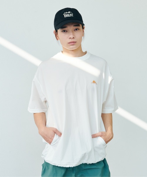 KELTY(ケルティ)の「Stretch Woven Mini Logo S/S T-Shirt/ストレッチ布帛Tシャツ(Tシャツ/カットソー・レディース・ネイビー/ホワイト/グレー/ブラック・L/M)」の9枚目の写真