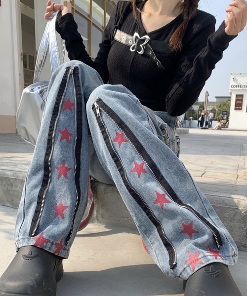 DIAVEL（ディアベル）の「星柄デニムパンツ（デニムパンツ・レディース・サックスブルー・S/M/L）」の2枚目の写真