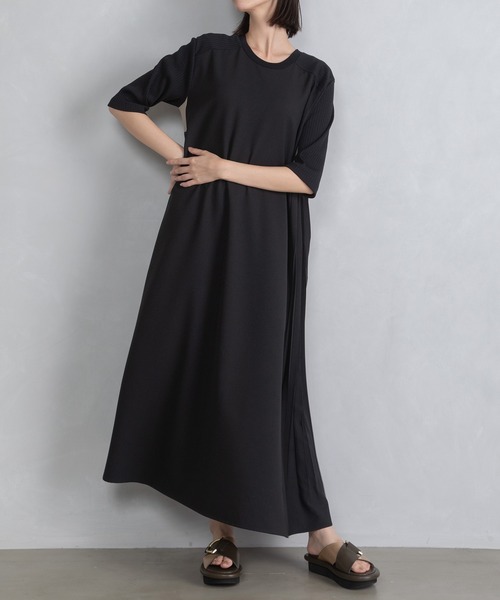 MARECHAL TERRE（マルシャルテル）の「2WAYプリーツワンピース（ワンピース・レディース・モカ/ベージュ/ネイビー/ブラック・MEDIUM）」の16枚目の写真