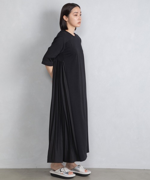 MARECHAL TERRE（マルシャルテル）の「2WAYプリーツワンピース（ワンピース・レディース・モカ/ベージュ/ネイビー/ブラック・MEDIUM）」の11枚目の写真
