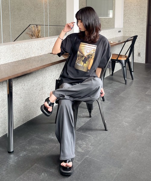 Chillfar（チルファー）の「アソートフォトプリントTシャツ（Tシャツ/カットソー・レディース・ホワイト系/ホワイト系1/ホワイト系2/杢グレー/アイボリー系/ホワイト/ブラック系1/オートミール/ブラック系・FREE）」の13枚目の写真