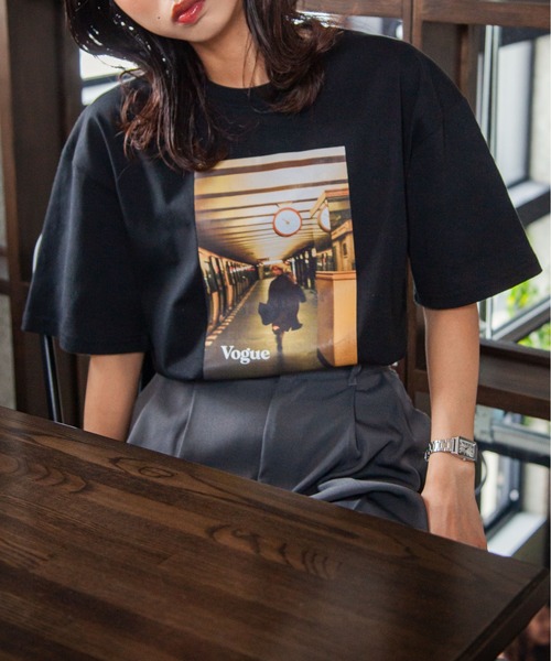 Chillfar（チルファー）の「アソートフォトプリントTシャツ（Tシャツ/カットソー・レディース・ホワイト系/ホワイト系1/ホワイト系2/杢グレー/アイボリー系/ホワイト/ブラック系1/オートミール/ブラック系・FREE）」の17枚目の写真