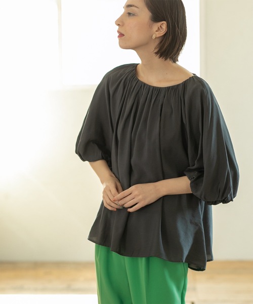 OPAQUE.CLIP（オペークドットクリップ）の「◆バルーンスリーブギャザーブラウス【洗える】（シャツ/ブラウス・レディース・ブラック/オレンジ/ホワイト/チャコールグレー・42/38/40）」の15枚目の写真