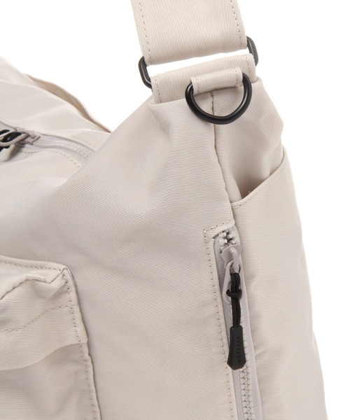 BAYFLOW（ベイフロー）の「フロントポケットビッグショルダーバッグ（ショルダーバッグ・メンズ・グレイッシュベージュ/ブラック・FREE）」の12枚目の写真