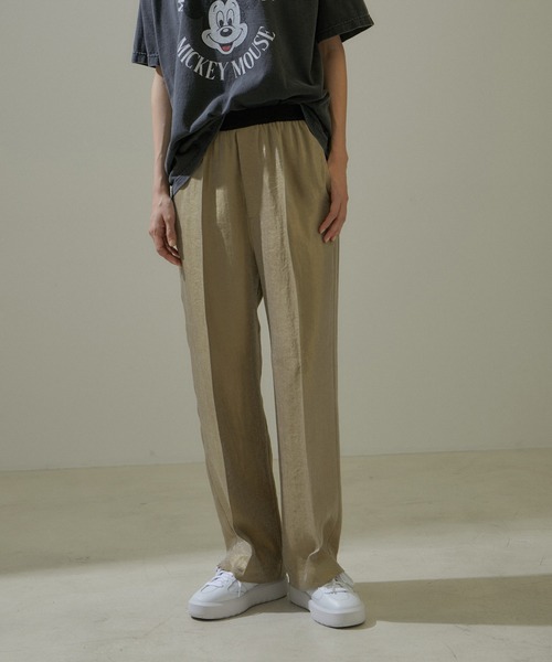 SALON adam et rope'（サロン アダム エ ロペ）の「シャイニーツイルイージーパンツ【セットアップ対応】（その他パンツ・レディース・ブラック/グレー系その他・FREE）」の2枚目の写真