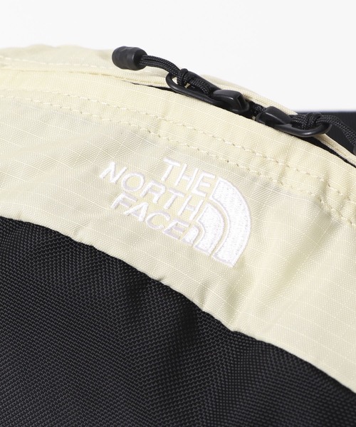 THE NORTH FACE(ザノースフェイス)の「THE NORTH FACE Sweep(ショルダーバッグ・メンズ・ベージュ/カモフラージュ/ブラック/カーキ・ONE SIZE)」の22枚目の写真