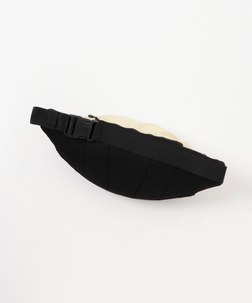 THE NORTH FACE(ザノースフェイス)の「THE NORTH FACE Sweep(ショルダーバッグ・メンズ・ベージュ/カモフラージュ/ブラック/カーキ・ONE SIZE)」の5枚目の写真